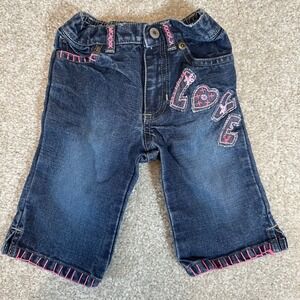 Old‎ Navy Baby Girl Denim Capris Pants LOVE Pink Embroidery Elastic Waist 6-12M